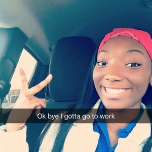 Meet your Posher, Whitney